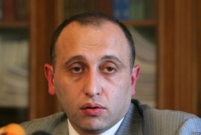 Обвиняемый по делу 1 марта экс-замглавы СК Армении освобожден из-под ареста