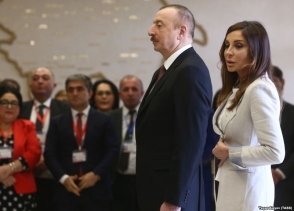 Следующие президентские выборы в Азербайджане пройдут в 2025 году