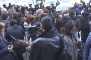 Сотрудники министерств культуры и диаспоры провели акцию протеста (видео)