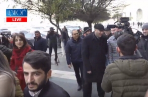 Армяне Диаспоры проводят акцию протеста против ликвидации министерства