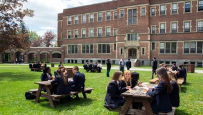 Կանադայում շմոլ գազից թունավորվելու պատճառով 35 դպրոցական է հոսպիտալացրել