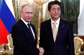 Путин и Абэ сегодня проведут переговоры по Курилам