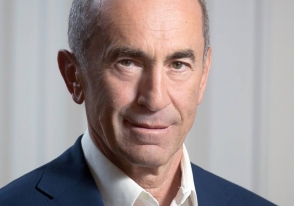 Роберт Кочарян