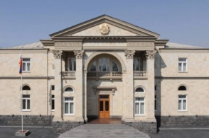 Совершена кража из резиденции премьер-министра Армении: украли 4 медали  (дополнено)