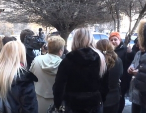 Փողոցային առևտրով զբաղվողները բողոքի ցույց են անում Կառավարության դիմաց (տեսանյութ)