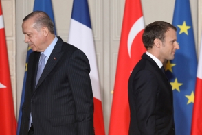 Анкара осудила решение Парижа учредить день памяти жертв Геноцида армян