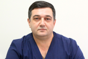 Երևանում թալանել են «Նաիրի» բժշկական կենտրոնի գլխավոր տնօրեն Անատոլի Գնունու տունը