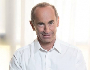 Роберт Кочарян