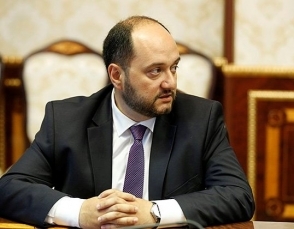 У меня российское образование – Араик Арутюнян (видео)