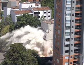 В Колумбии снесли дом наркобарона Пабло Эскобара