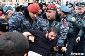 Հրաման են կատարում տղերքը, ոնց կատարել են նախկինի օրոք