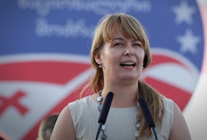Грузинская оппозиция выдвинула жену Саакашвили кандидатом в мэры Зугдиди