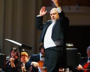 Կոնստանտին Օրբելյանը հո՛ւ-հո՛ւ-դըմփ չի