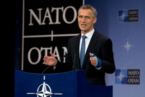 НАТО не может быть наивным в отношениях с Россией – Столтенберг