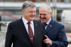 Лукашенко считает, что президентские выборы на Украине выиграет Порошенко