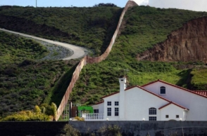 Պենտագոնը Մեքսիկայի սահմանին պատի կառուցման պայմանագրեր է կնքել
