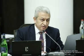 НС Армении отклонило проект решения об отправке в отставку главы Минфина Атома Джанджугазяна