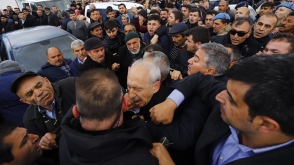 Թուրքիայում ամբոխը հարձակվել է ընդդիմադիր առաջնորդի վրա (տեսանյութ)