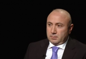 Անդրանիկ Թևանյան. «Իշխանությունը գործում է «Լիազորություններն ինձ, իսկ պատասխանատվությունը՝ ձեզ» սկզբունքով»