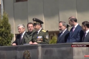 Никол Пашинян посетил Управление пограничных войск СНБ (видео)