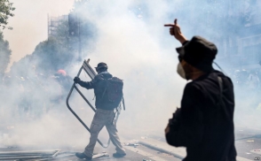 Մայիսի 1-ին մի շարք երկրներում բախումներ են տեղի ունեցել ցուցարարների և ոստիկանների միջև