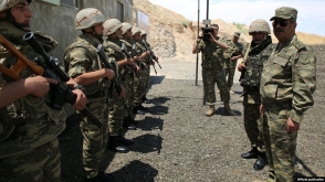 Զորավարժությունների շրջանակում Ադրբեջանի պաշտպանության նախարարն այցելել է առաջնագիծ