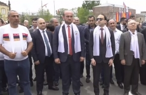 Տիգրան Ավինյանն Ապարան է գնացել Աղվան Հովսեփյանի և Սամվել Ալեքսանյանի հետ