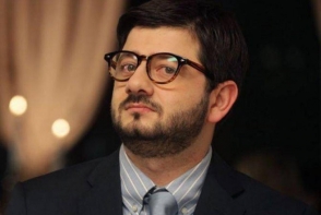 Միխայիլ Գալուստյանը՝ Ուկրաինայի թշնամիների շարքում. արտիստը հայտնվել է «Миротворец» կայքի սկանդալային ցանկում (լուսանկարներ)