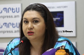 «Բավական է Հենրիխ Մխիթարյանի մի այց Բաքու, որ ցույց տա՝ Ադրբեջանը չի պատրաստվում խաղաղության, Ադրբեջանը պատրաստվում է պատերազմի». Անժելա Էլիբեգովա (տեսանյութ)