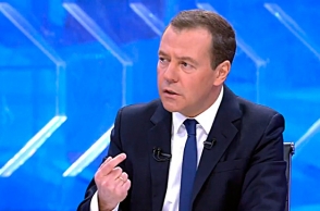 Медведев назвал условие для сохранения транзита российского газа через Украину