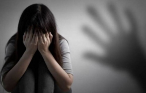 Լոռու մարզի բնակիչը մանկահասակ աղջիկներին ստիպել է իր հետ սեռական հարաբերություն ունենալ՝ սպառնալով տարածել նրանց մերկ լուսանկարները