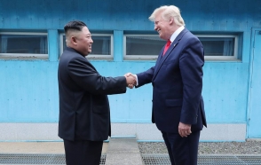 Трамп заявил, что с нетерпением ждет встречи с Ким Чен Ыном в ближайшее время
