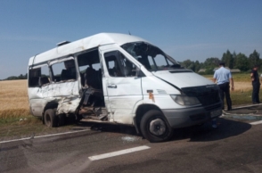 Մոսկվայից Ադրբեջան գնացող միկրոավտոբուսի կողաշրջվելու հետևանքով ադրբեջանցիներ են տուժել