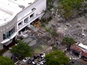 При взрыве в торговом центре во Флориде пострадали 23 человека (видео)