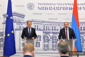 У конфликта нет военного решения – Туск и Пашинян обсудили карабахскую проблему