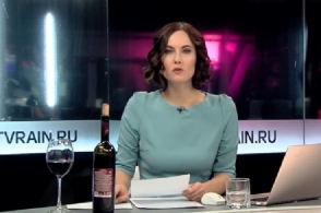 «Дождь» հեռուստաընկերության հաղորդավարը եթեր է դուրս եկել վրացական գինին սեղանին