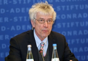 Ուվե Հալբախ․