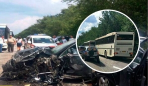 Ուկրաինայի նախագահ Վլադիմիր Զելենսկու ավտոշարասյունը բախվել է երեխաներ տեղափոխող ավտոբուսների