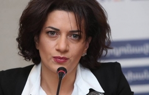 Աննա Հակոբյան․