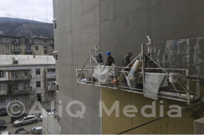 Рабочий в Тбилиси разбился насмерть, упав со строящегося дома