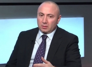 Отвергнуть и забыть Наири Унаняна