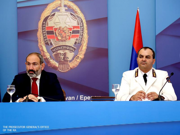 Մեր օրերի Վիշինսկին իր տարերքի մեջ է