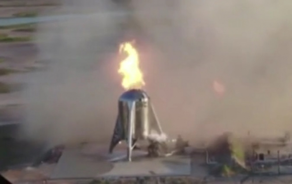 Космический корабль «SpaceX» загорелся во время запуска (видео)
