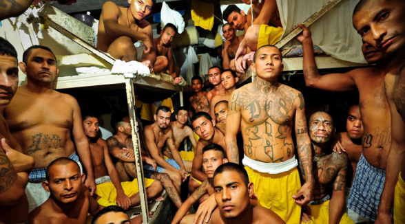 Բրազիլիայի բանտերից մեկում խռովության հետևանքով 17 մարդ գլխատվել է, 41-ը մահացել շնչահեղձ լինելուց