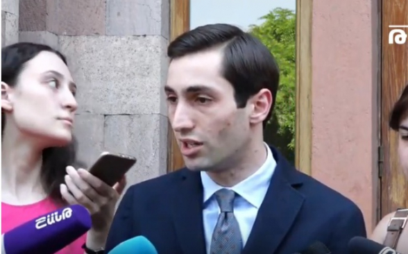 «Սանիթեքի» շուրջ զարգացումների կապակցությամբ Դավիթ Խաժակյանն ասուլիս է հրավիրել (տեսանյութ)