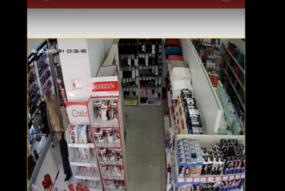 Խանութից գողացել են կանացի կոսմետիկ մատիտների հավաքածու (տեսանյութ)