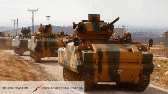 Турция направила к границе с Сирией колонну бронетехники – CNN