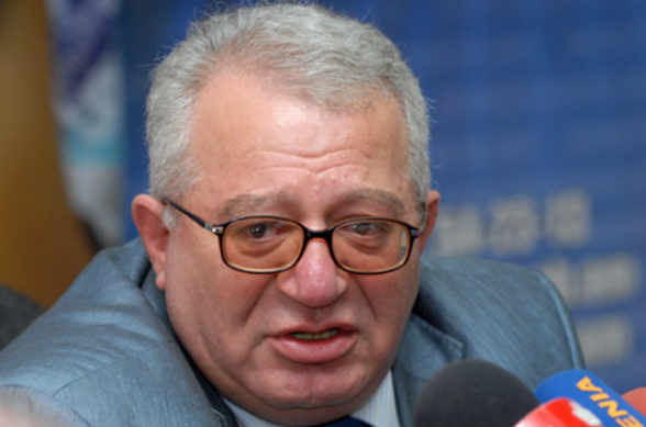 Հրաչ Բերբերյան.