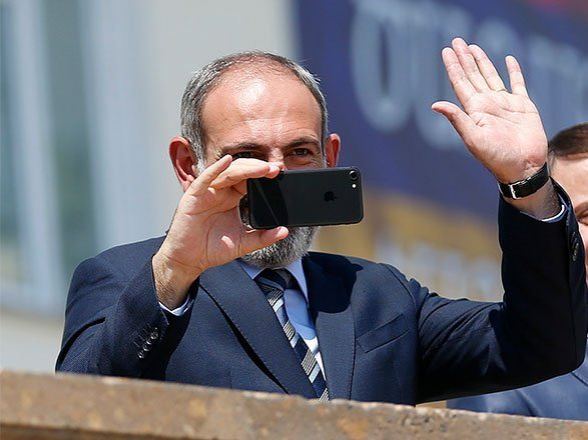 Ожидавшееся с Трампом селфи не получилось: почему Пашинян не поехал в Польшу