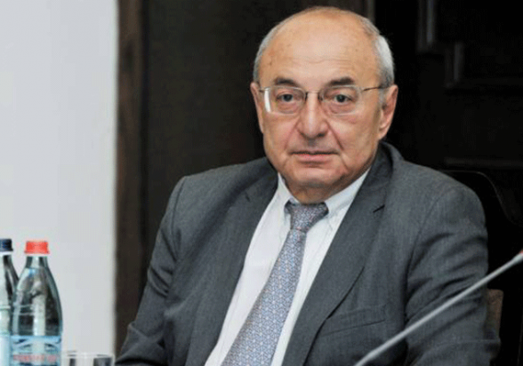 Արցախն անկախ պետությո՞ւն, թե՞ Հայաստանի մարզ․ Վազգեն Մանուկյան